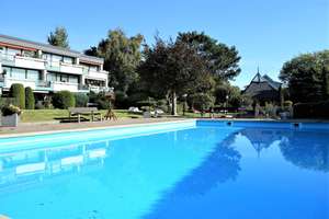 Happy Holiday - den Pool im Blick, die Sonne auf dem Balkon, das Leben genießen! – Achterdeck 18, 23570 Travemünde, Lübeck – Vorschaubild 29