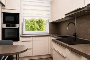 4 Zimmer Wohnung. Wohnkomfort, Balkon, Einbauküche in gefragter Lage von Salzgitter-Lebenstedt – 38226 Lebenstedt, Salzgitter – Vorschaubild 4