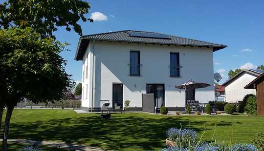 Bild von Niddatal_ Diese 150qm Stadtvilla sorgt nicht nur für Komfort...