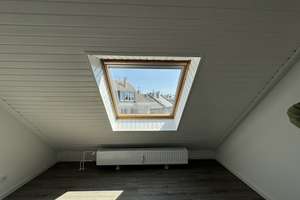 Alltagstaugliche 3-Zimmer-Wohnung mit Balkon in Köln – Zülpicher Straße 15, 50937 Neustadt/Süd, Köln – Vorschaubild 11