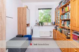 Gepflegte und familienfreundliche 3,5-Zimmer-Wohnung mit großer Loggia – Die vollständige Adresse der Immobilie erhältst du vom Anbieter., 13051 Neu-Hohenschönhausen, Berlin – Vorschaubild 7