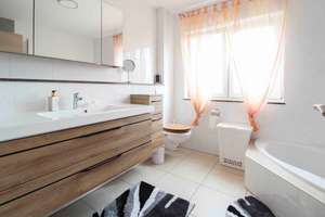 Bonn-Beuel: Modernes Einfamilienhaus (Bj. 2007) in begehrter Lage in Küdinghoven – Die vollständige Adresse der Immobilie erhältst du vom Anbieter., 53227 Küdinghoven, Bonn – Vorschaubild 10