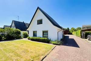 Stadtnah: Einfamilienhaus mit Garage – Die vollständige Adresse der Immobilie erhältst du vom Anbieter., 27572 Jedutenberg, Bremerhaven – Vorschaubild 2