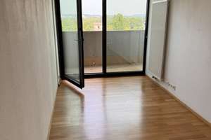 Penthouse-Feeling * * * * Hoch hinaus und mitten drin  * * Top * * Top * * Top * * * – 63065 Hochschule für Gestaltung, Offenbach am Main – Vorschaubild 37