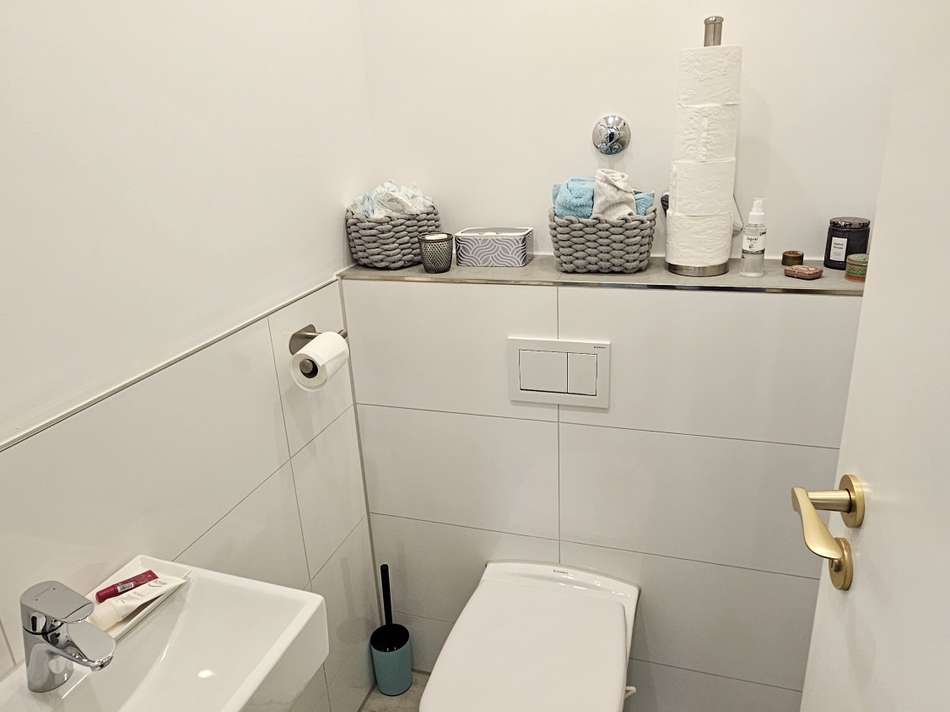 20250915_110537_resized