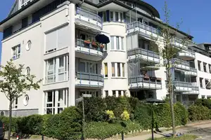 ***RESERVIERT***VON PRIVAT: Licht, Luft und Lebensqualität – 2-Zimmer-Wohnung in Bremen-Arsten  – Kurt-Georg-Kiesinger-Allee 113, 28279 Bremen – Vorschaubild 2