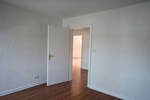Attraktive, frisch sanierte und helle 3-Zimmer DG Wohnung (4. OG) im unteren Gründerzeitviertel – Goethestraße 7, 41061 Eicken, Mönchengladbach – Vorschaubild 11