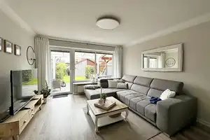 Bezugsfertiges Reihenmittelhaus mit Wohlfühlcharakter – Stormarn (Kreis) – Vorschaubild 9