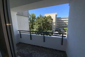 Große Küche und nen Balkon gesucht, hier bin ich.. OHNE BODENBELAG – Albert-Einstein-Straße 25, 42897 Hackenberg, Remscheid – Vorschaubild 3