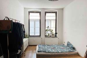 3 Zimmer, Küche, Bad in guter Lage im Paulusviertel. Familientauglich und mit Balkon! – Carl-von-Ossietzky-Straße 28, 6114 Paulusviertel, Halle (Saale) – Vorschaubild 2