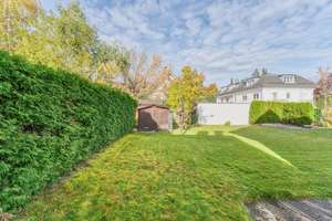 Wohnen mit Gartenidylle – großzügige Erdgeschosswohnung in bester Lage von Waldtrudering – Die vollständige Adresse der Immobilie erhältst du vom Anbieter., 81827 Waldtrudering, München – Vorschaubild 4