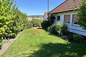 Traumhaft schönes Wohnen mit der Natur als Nachbarn... gepflegter Walmdachbungalow mit Garage auf 1 – Die vollständige Adresse der Immobilie erhältst du vom Anbieter., 96106 Ebern – Vorschaubild 16