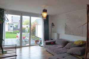 Ein neues Zuhause für die ganze Familie – Modernes Wohnen in Alt-Hohenschönhausen! – Die vollständige Adresse der Immobilie erhältst du vom Anbieter., 13053 Alt-Hohenschönhausen, Berlin – Vorschaubild 2