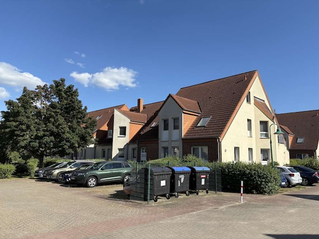 Immobilie in Fürstenwalde/Spree - 2-ZIMMER-MAISONETTE-EIGENTUMSWOHNUNG MIT PKW-STELLPLATZ - EIGENNUTZUNG MÖGLICH - Bild 4