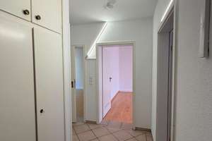 Schöne helle 3 Zimmerwohnung mit EBK und Balkon - Neu-Ulm Stadtmitte – Luitpoldstr. 32, 89231 Neu-Ulm – Vorschaubild 11