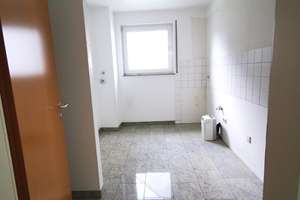 schicke Dreizimmerwohnung am Stadtpark – Roonstraße 17, 51373 Wiesdorf, Leverkusen – Vorschaubild 2