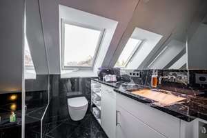 Exklusives Wohnerlebnis: Stilvolle 4-Zimmer-Wohnung mit privatem Aufzug und luxuriöser Ausstattung – Die vollständige Adresse der Immobilie erhältst du vom Anbieter., 81479 Solln, München – Vorschaubild 30