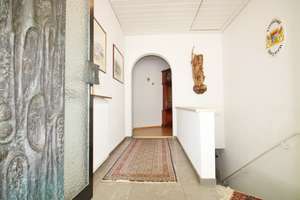 "Exklusive Premiumlage in Passau"
Großzügige Villa mit reichlich Platz, viel Privatsphäre und traum – Die vollständige Adresse der Immobilie erhältst du vom Anbieter., 94034 Hacklberg, Passau – Vorschaubild 13