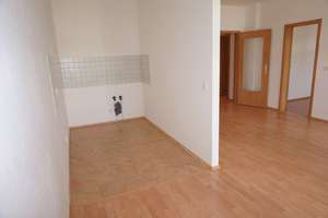 EBK + 30,- *** ! 1.OG +  sonniger Balkon + alle Räume zum Innenhof! – Weststr. 116, 9116 Altendorf, Chemnitz – Vorschaubild 3