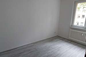 Stilvolle, sanierte ca. 44 m² Wohnung mit Designboden  im Duisburger Süden – Hultschiner Str. 136, 47055 Wanheimerort, Duisburg – Vorschaubild 5