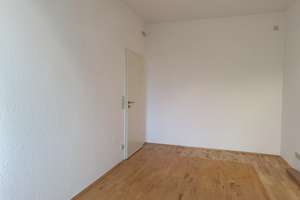 Modernisierte Wohnung mit drei Zimmern und Einbauküche in Hannover – An der Oberen Marsch 6, 30419 Stöcken, Hannover – Vorschaubild 7