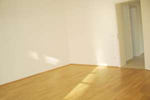 Kapitalanlage: Gehobene 2-Zimmer-Wohnung mit Terrasse in begehrtem Baudenkmal in Derendorf – 40476 Derendorf, Düsseldorf – Vorschaubild 6
