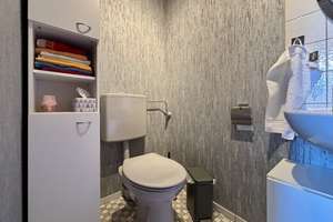 Sonnige 2-Zimmer-Dachgeschosswohnung mit gemütlichem Flair und Weitblick auf Geislingen – Die vollständige Adresse der Immobilie erhältst du vom Anbieter., 72351 Geislingen – Vorschaubild 7