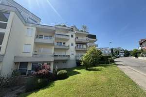 Bezugsfreies Apartment mit Seesicht und Balkon