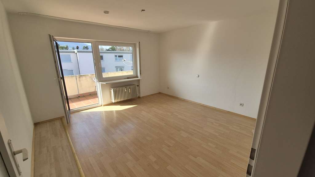 Immobilie in Lauchringen - Lauchringen - schöne 2- Zimmerwohnung mit großem Balkon - Bild 0