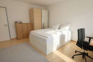 Stuttgart-Mitte: Attraktive, hochwertig renovierte Wohnung – 70176 Rosenberg, Stuttgart – Vorschaubild 6