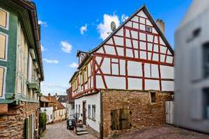 **Denkmalgeschütztes Stadthaus - vielseitig nutzbar - in attraktiver Innenstadtlage von Gelnhausen** – Die vollständige Adresse der Immobilie erhältst du vom Anbieter., 63571 Gelnhausen – Vorschaubild 3
