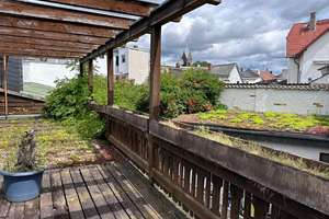 3.Familienhaus mit vielfältigen Nutzungsmöglichkeiten und Garten mitten im Ortskern von Kostheim – Die vollständige Adresse der Immobilie erhältst du vom Anbieter., 55246 Mainz-Kostheim, Wiesbaden – Vorschaubild 3