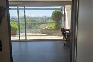Urbanes Penthouse in Nürnberg: Einzimmerwohnung,teilmöbliert mit grandiosem Ausblick