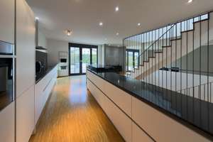 Reserviert!! Exklusives Architektenanwesen - Energieeffizienz, Design und Familienglück – Die vollständige Adresse der Immobilie erhältst du vom Anbieter., 79241 Ihringen – Vorschaubild 2