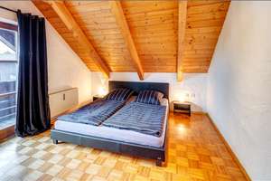 Möbliert: Gemütlich, geräumig und mit Balkon – 80935 Lerchenau-Ost, München – Vorschaubild 3