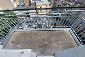 Moderne 3,5-Zimmer-Wohnung in Düsseldorf mit 2 Balkonen, Gäste-WC und begehbarem Ankleidezimmer – Karl-Rudolf-Straße 172, 40215 Friedrichstadt, Düsseldorf – Vorschaubild 9