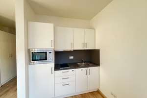 Schöne und helle 1 Zimmer möblierte Wohnung zu Vermieten  – Tegeler Straße 8, 13353 Wedding, Berlin – Vorschaubild 5