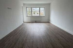 Die gefällt mir: weitläufige Familienwohnung mit Balkon