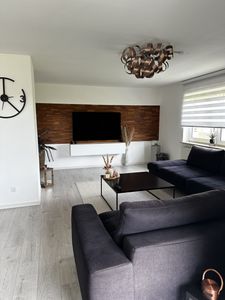 Helle 4-Zimmer-Eigentumswohnung mit Balkon, Tiefgarage und wunderschönem Ausblick