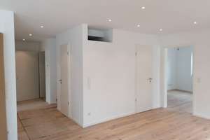 4-Zi.-Wohnung mit Terrasse und Garten in Kliniknähe – Die vollständige Adresse der Immobilie erhältst du vom Anbieter., 81377 Großhadern, München – Vorschaubild 3