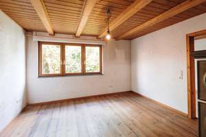 Charmantes freistehendes Einfamilienhaus mit Potenzial – auch als Mehrgenerationenhaus nutzbar – Die vollständige Adresse der Immobilie erhältst du vom Anbieter., 63879 Weibersbrunn – Vorschaubild 3