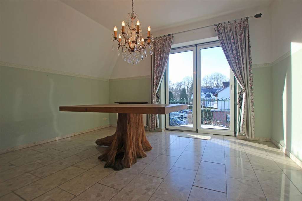 Immobilie in Aumühle - * Seltene Chance in Aumühle am Sachsenwald * Wohnen, Werkstatt & großes Grundstück * - Bild 4