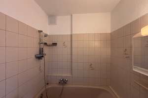 Charmante 1,5-Zimmer-Dachgeschosswohnung in zentraler Lage – Emmastr. 3, 40227 Oberbilk, Düsseldorf – Vorschaubild 4
