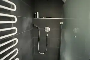 Property thumbnail 35