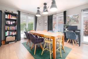 Familienglück auf 1.200 m² – modernes Zuhause mit Wärmepumpe und Top-Energieklasse A+ – Die vollständige Adresse der Immobilie erhältst du vom Anbieter., 23627 Groß Grönau – Vorschaubild 3