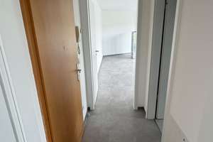 Schöne helle Wohnung in Berlin-Mitte – frisch renoviert und mit zwei Balkonen – Die vollständige Adresse der Immobilie erhältst du vom Anbieter., 10115 Mitte (Ortsteil), Berlin – Vorschaubild 10