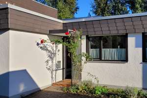 Wohnen im Bungalow: Großzügiges Reihenmittelhaus mit Garten in guter Lage von privat – Berghausener Straße 44, 76229 Grötzingen, Karlsruhe – Vorschaubild 3
