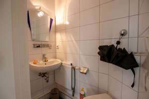Hübsche 2-Zi.-Wohnung im DG in ruhiger Lage nahe Walle-Center! – Die vollständige Adresse der Immobilie erhältst du vom Anbieter., 28219 Walle (Ortsteil), Bremen – Vorschaubild 6
