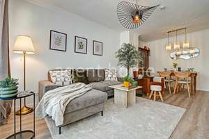 MÖBLIERT - WOHNKOMFORT - 2-Zimmer-Wohnung mit Balkon