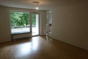 2-Zimmer-Wohnung mit Balkon in Hamburg Rahlstedt – Am Knill 1 h, 22147 Rahlstedt, Hamburg – Vorschaubild 2